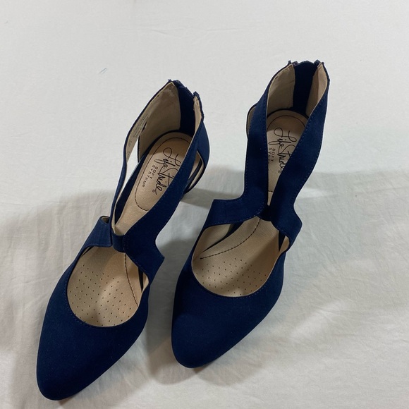 Life Stride Heels Navy Blue Giovanna 2 shoes women’s 7.5 back Zip Cut out Pumps - Picture 8 of 8